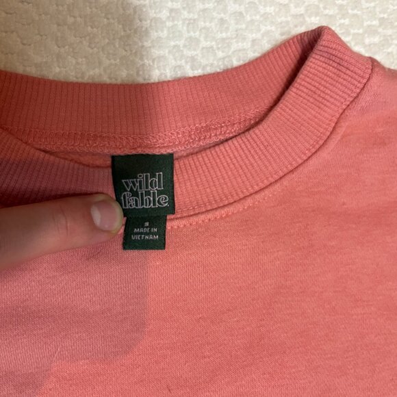 Pink cropped crewneck size small - Picture 3 of 3